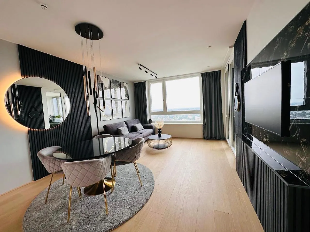 High-End Apartment Close To Metro And Uno-City With E-Parking Vienna Austria